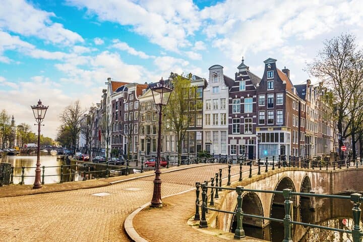Amsterdam Treasure Mystery: The Sailor's Lost Diamonds