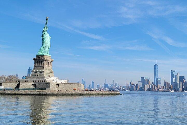 Statue of Liberty and Ellis Island Tour