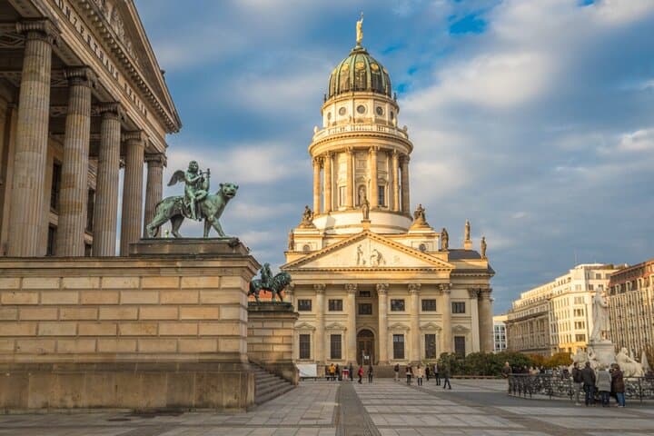 Berlin WWII Escape: Self-Guided Jewish History Puzzle Walk