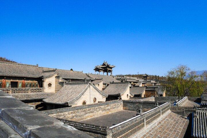 Pingyao Day Tour: Wang Family Mansion and Zhangbi Ancient Castle