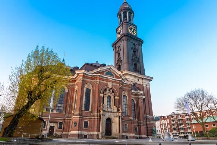 Hamburg: Most Beautiful Churches Private Tour
