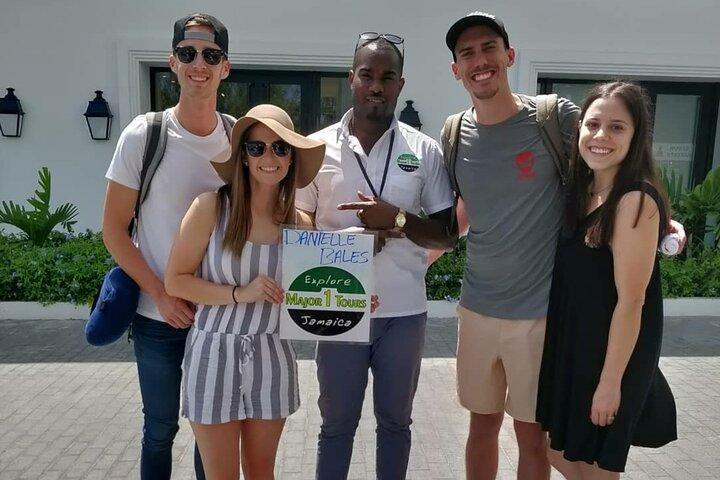 Montego Bay Airport Transfer to Resorts in Montego Bay