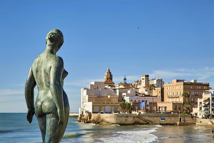 Montserrat Monastery with Easy Hike & Sitges Tour from Barcelona