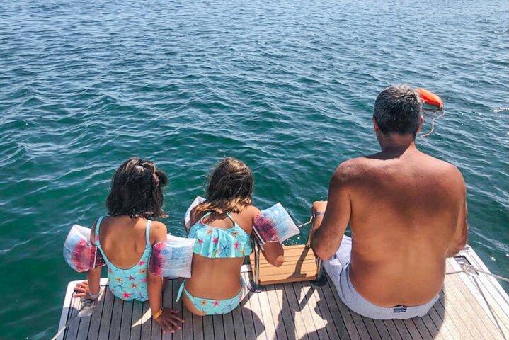 Private Beach Tour on a Luxury Sailing Boat in Lisbon