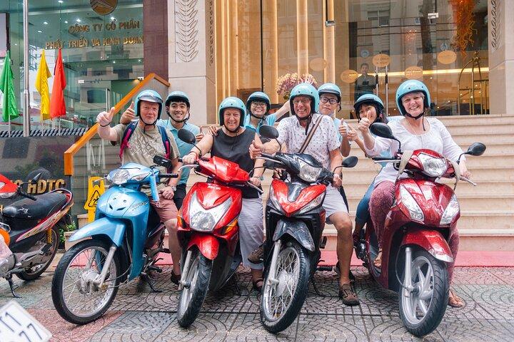 Saigon Sightseeing & Street Food Tour By scooter with Student