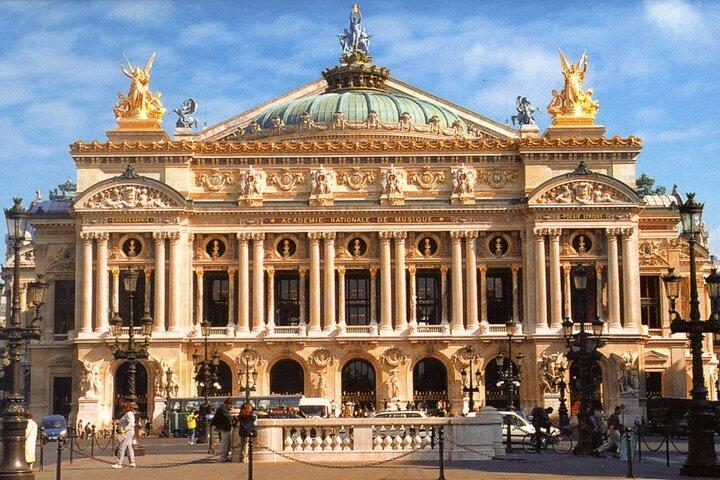 Great Monuments Tour / Duration 3h - from 1 to 6 passengers