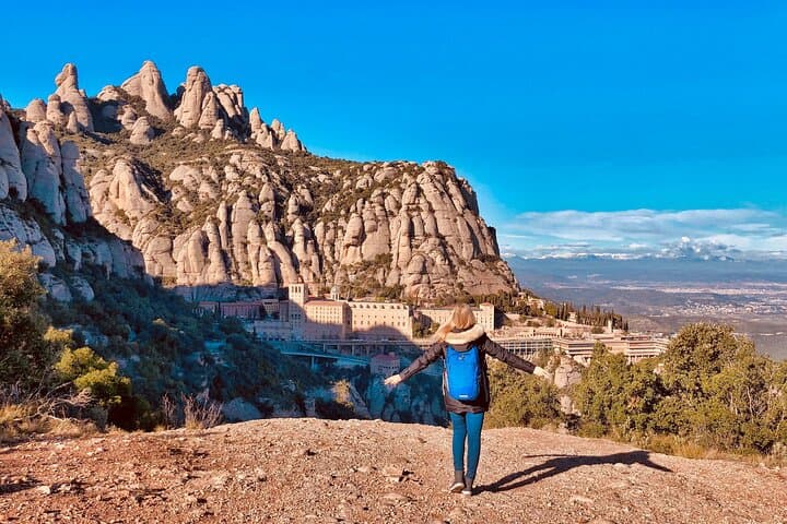 Montserrat: Cog-Wheel, Basilica, Black Madonna & Licor Tasting