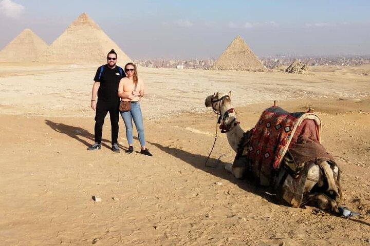 Private Tour Giza pyramids, Camel Ride, Lunch, Nile Dinner Cruise & Shopping