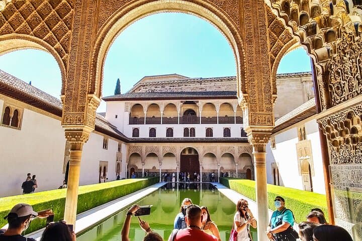 Private Granada Alhambra Tour from Seville
