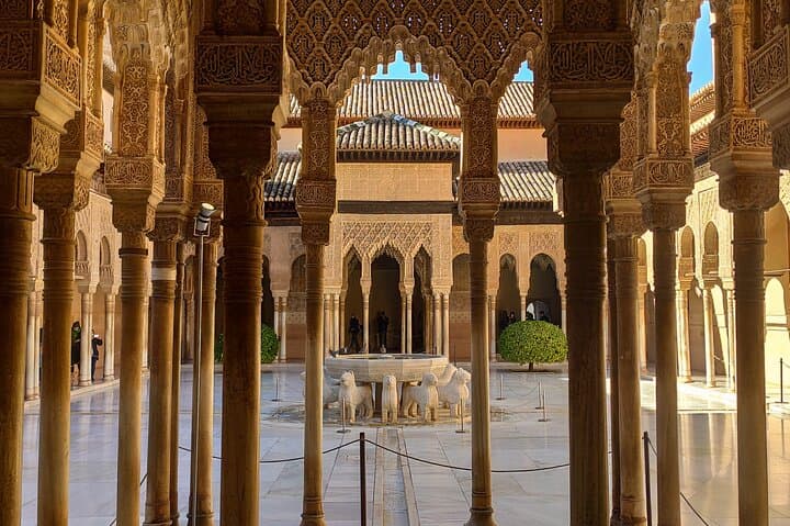 Private Granada Alhambra Tour from Seville