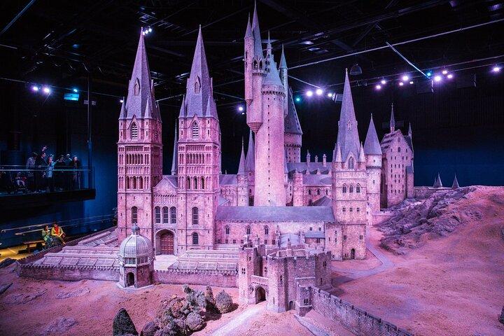 Abu Dhabi City Tour with Warner Bros World Ticket From Dubai