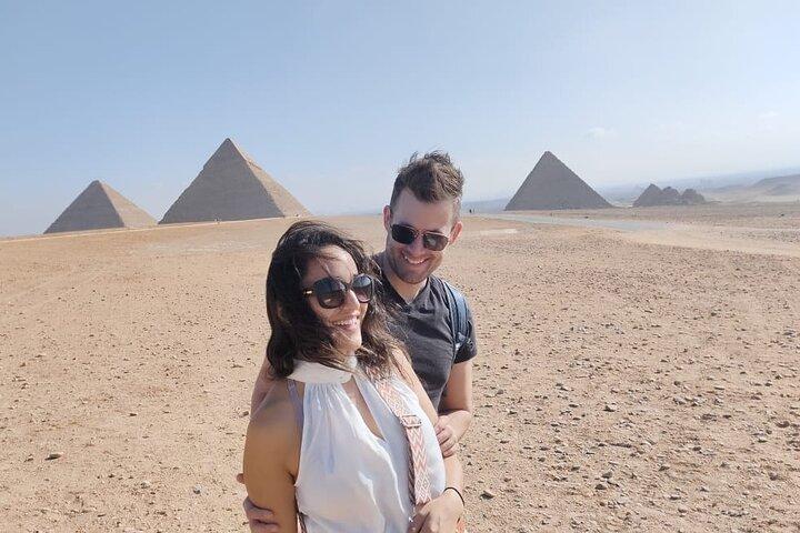 Full day tour to Giza pyramids, Sphinx, Memphis and Saqqara