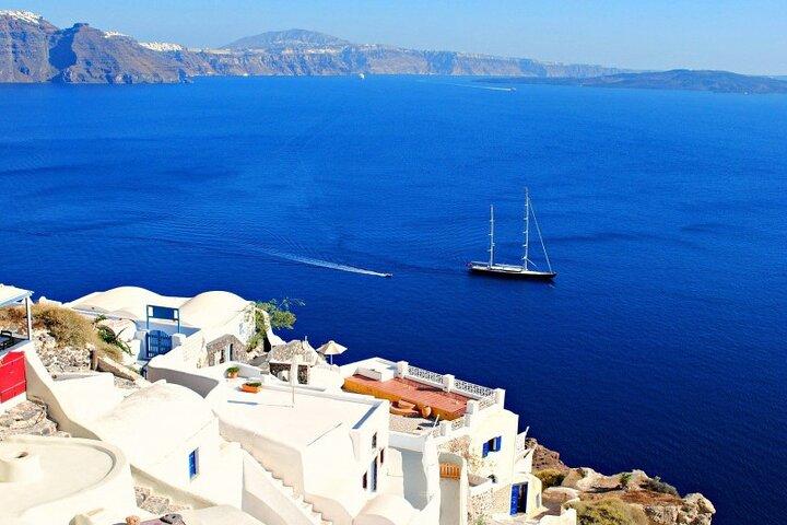 10 Day Group Tour, Mycenae, Delphi, Meteora, Santorini & Mykonos