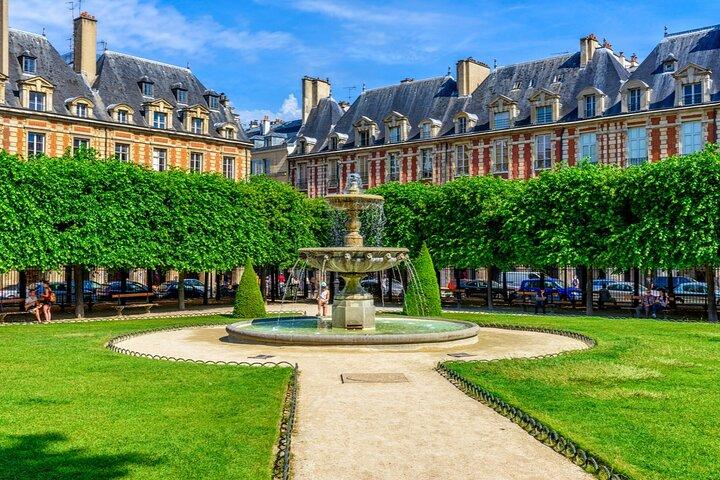 Paris Le Marais Self-Guided Quest: The Mysterious Note