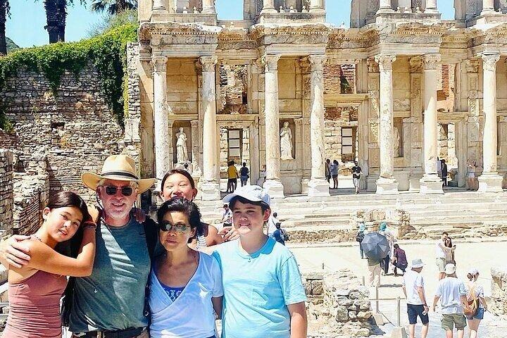 Private Ephesus and Sirince Village Tour from Kusadasi Port/Lunch
