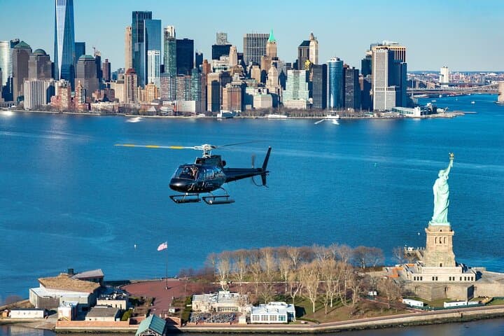 The Manhattan Helicopter Tour of New York