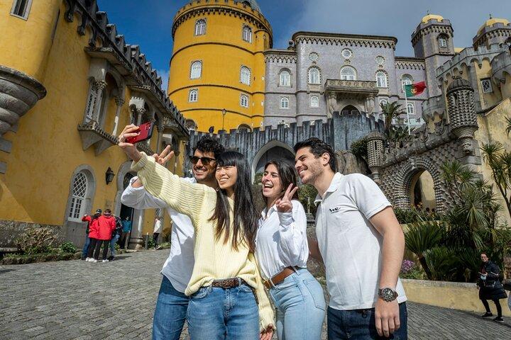 Sintra: Pena Palace & Cabo da Roca Hike from Lisbon