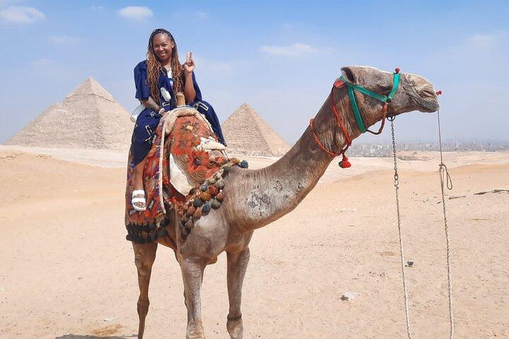 2-hour private Camel /Horse ride around Giza pyramids