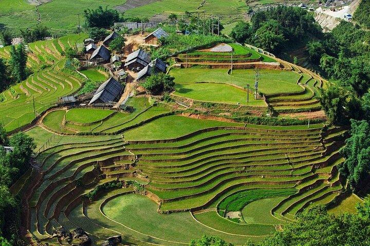 2-Day Trekking Adventure of Sapa from Hanoi with Night Bus