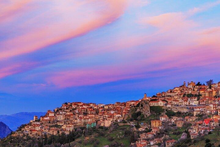 Full-Day Private Arachova and Delphi Tour from Athens