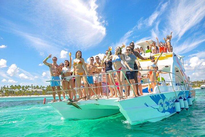 Saona Island Full Day Excursion from Punta Cana + Catamaran Party