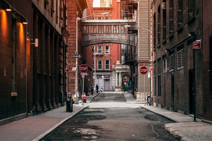 New York Ghost Tour: Self-Guided Haunted Walk