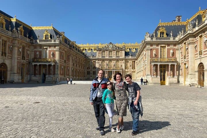 Versailles Semi-Private Guided Tour with Train