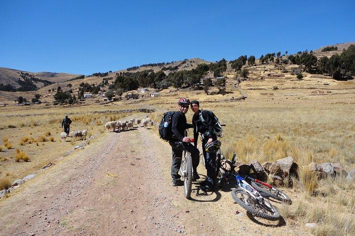 Tombs of Sillustani Mountain Bike Tour