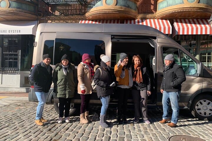 Private Transportation for Families and Groups in NYC 4 to 5 Hours