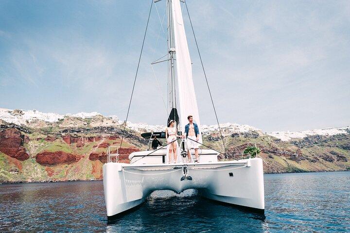Santorini: Caldera Classic Semi-Private Cruise with BBQ & Drinks