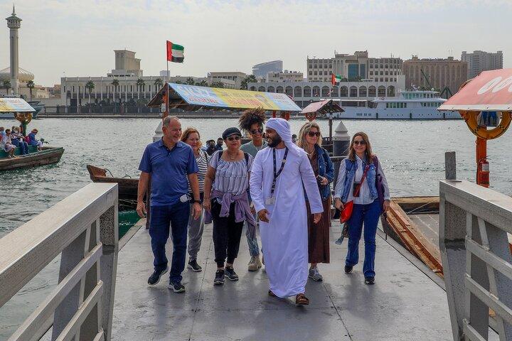 Dubai: Photography Tour in Al Fahidi District w/Abra Ride