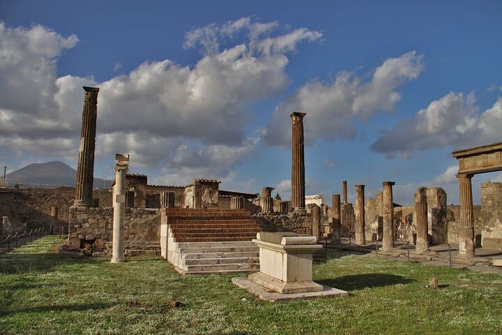 Pompeii’s Secret Tales Self-Guided Walking Tour