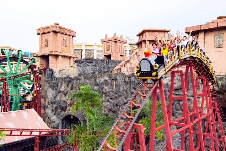 Sunway Lagoon Admission Ticket with Private Pickup from Hotel