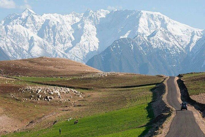 Marrakesh: Agafay Desert and Atlas Mountains & Waterfalls Tour