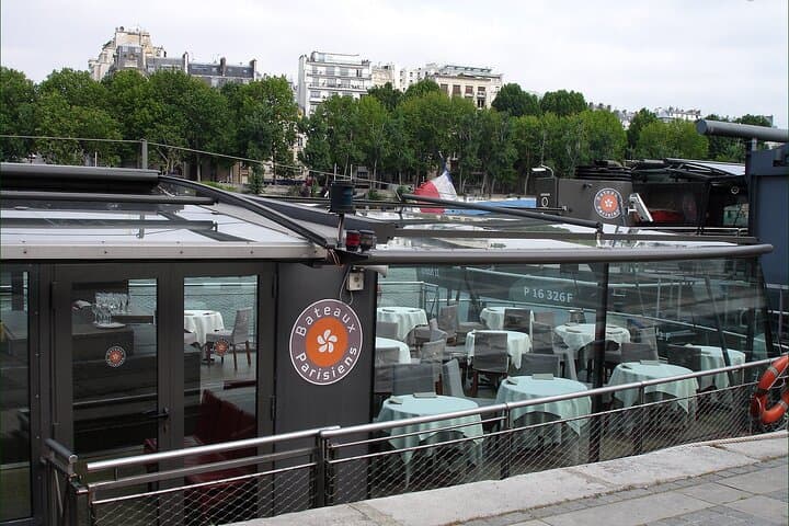 Paris - One Hour Seine River Cruise with Recorded Commentary