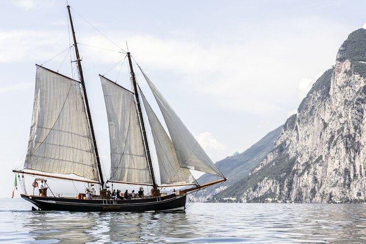 Malcesine: Panoramic Cruise