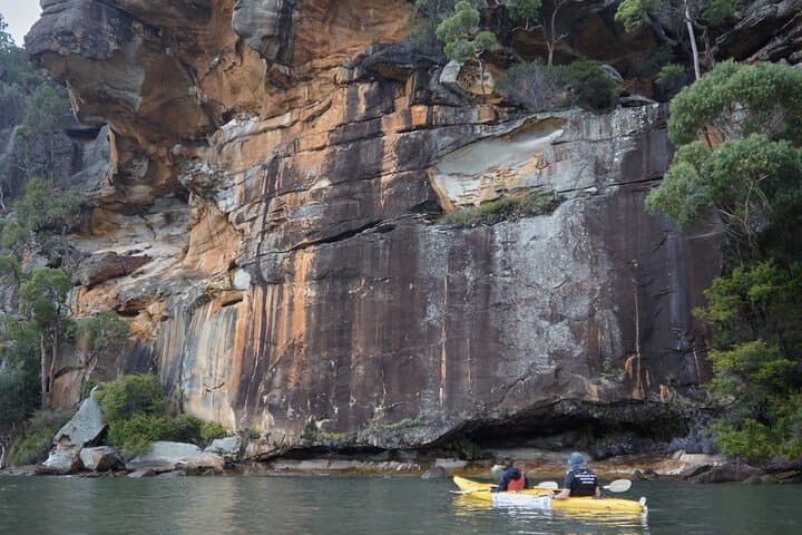 Cowan Creek Lunch paddle with Aboriginal rock art