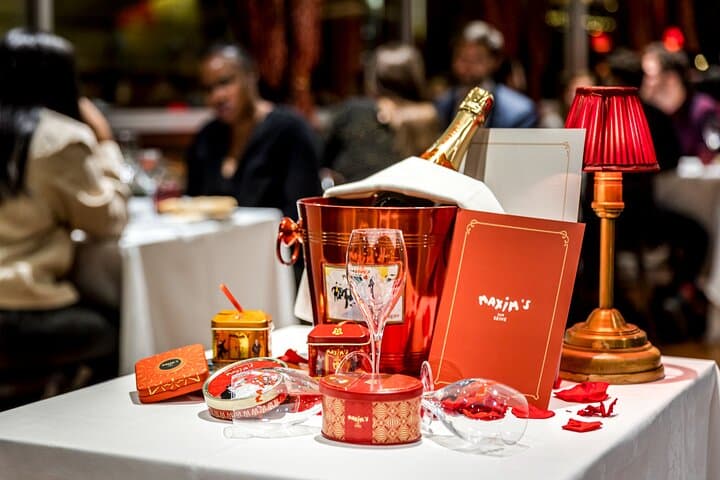 Paris Seine River Dinner Cruise by Maxim's with Champagne & Music