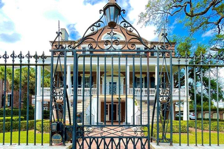 Get Out of Town! Visit 12 Lowcountry Stops with the Complete Charleston Tour!