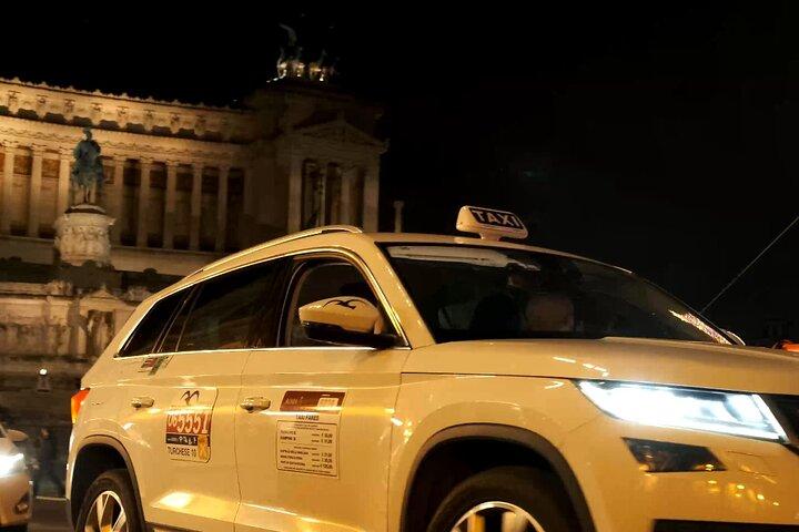 Rome by Night: Taxi City Tour