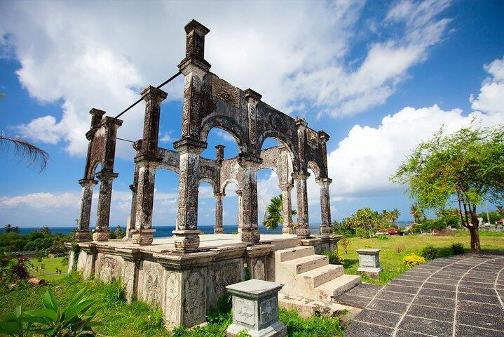 East Bali Tour: Lempuyang Temple - Gate of Heaven, Tirta Gangga, Virgin Beach