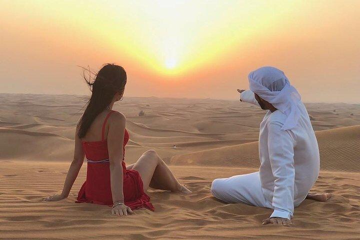 Private 4x4 Sunrise Desert Safari with Refreshments & Camel Ride in Dubai