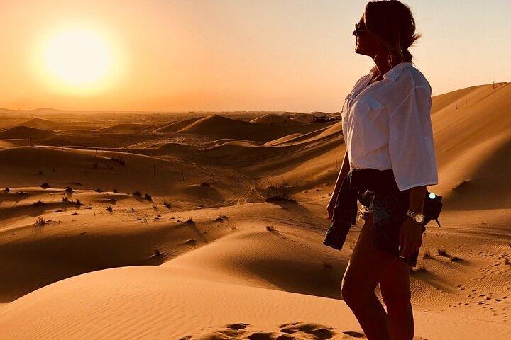 Private 4x4 Sunrise Desert Safari with Refreshments & Camel Ride in Dubai