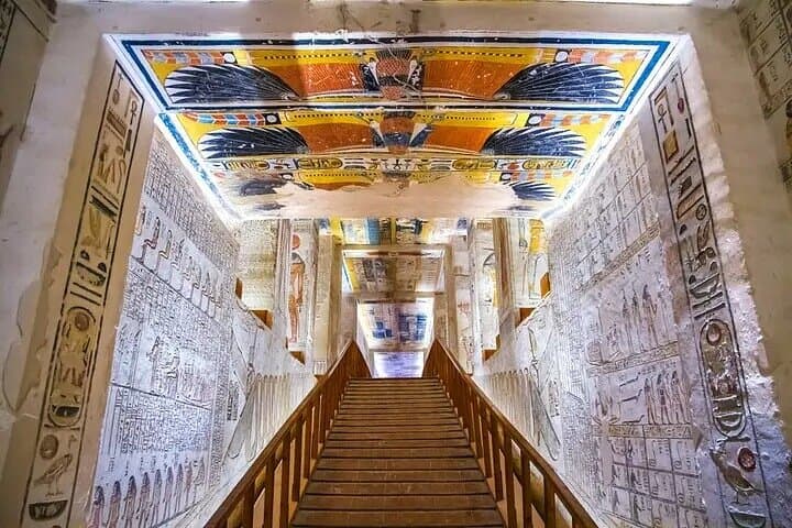 Private Tour Valley of the Kings and Queens and Hatshepsut Temple