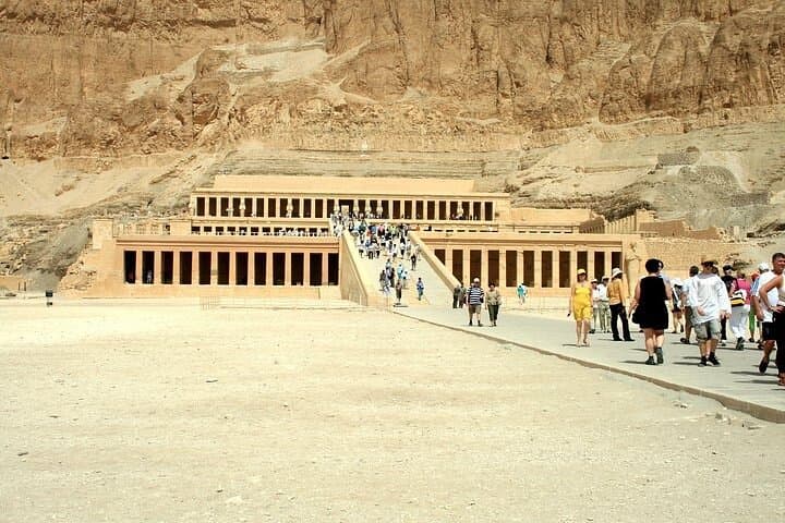 Private Tour Valley of the Kings and Queens and Hatshepsut Temple