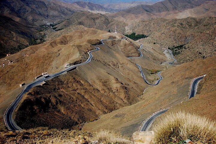 6 Day Private Morocco Tour from Marrakech to Desert, Chefchaouen and Tangier