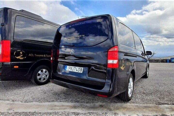 Private Transportation from Airport to Oia