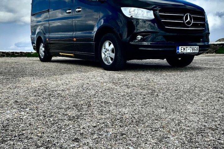 Private Transportation from Airport to Oia
