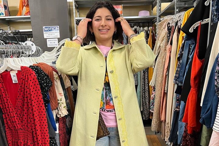 Private Secondhand Bargain Shopping & Styling Tour with a Personal Shopper