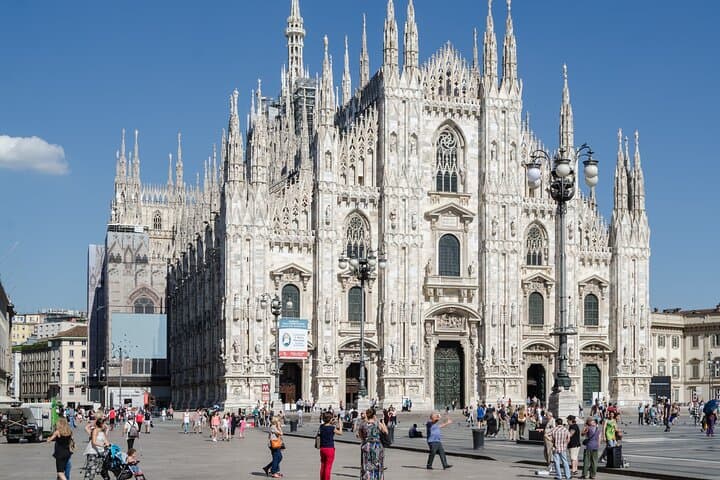 Milan Private Duomo Tour with Rooftop Terraces